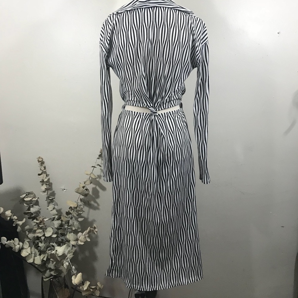 Zara Wrap Dress - Picture 6 of 7